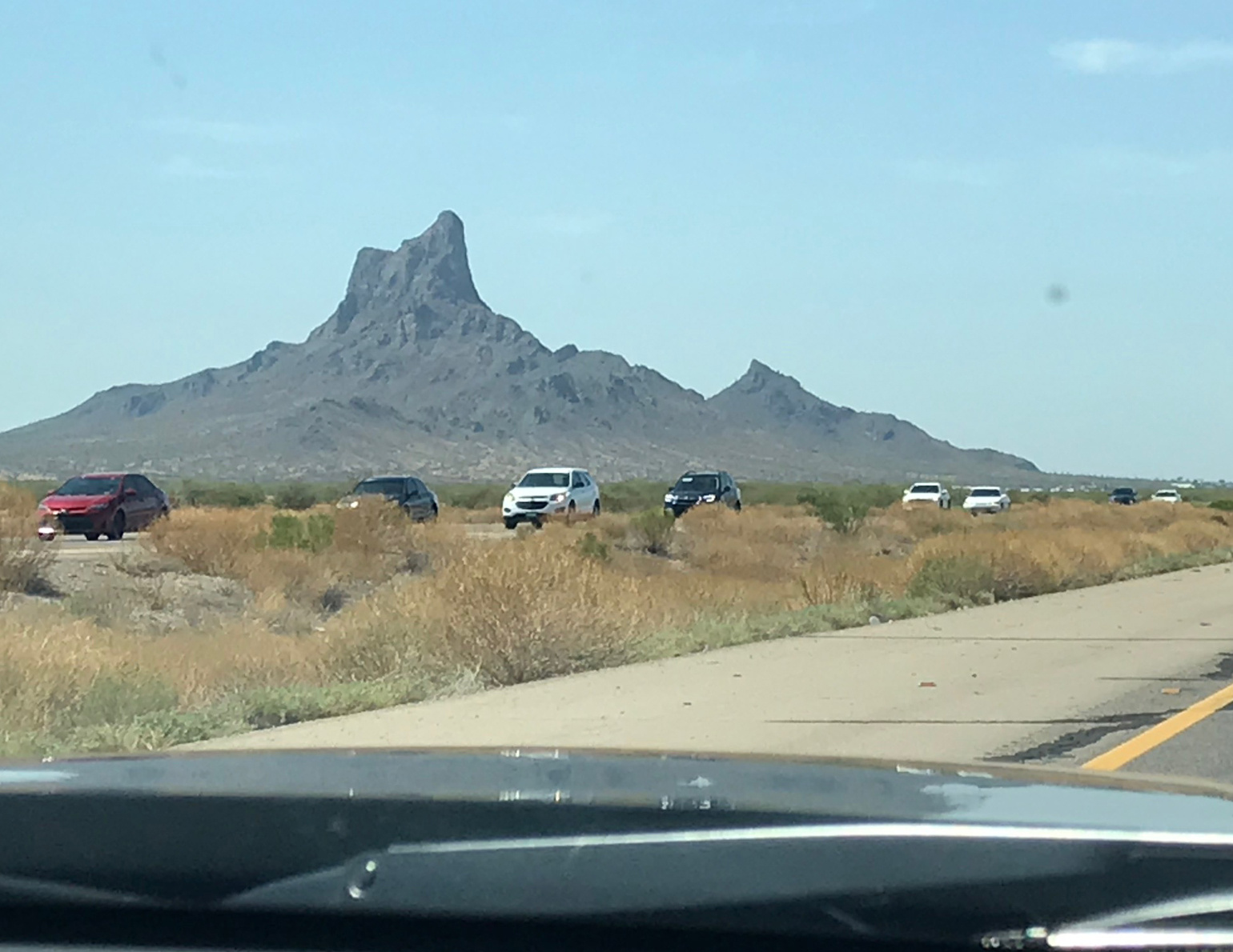 9. Hora Picacho peak na cestě do Phoenixu